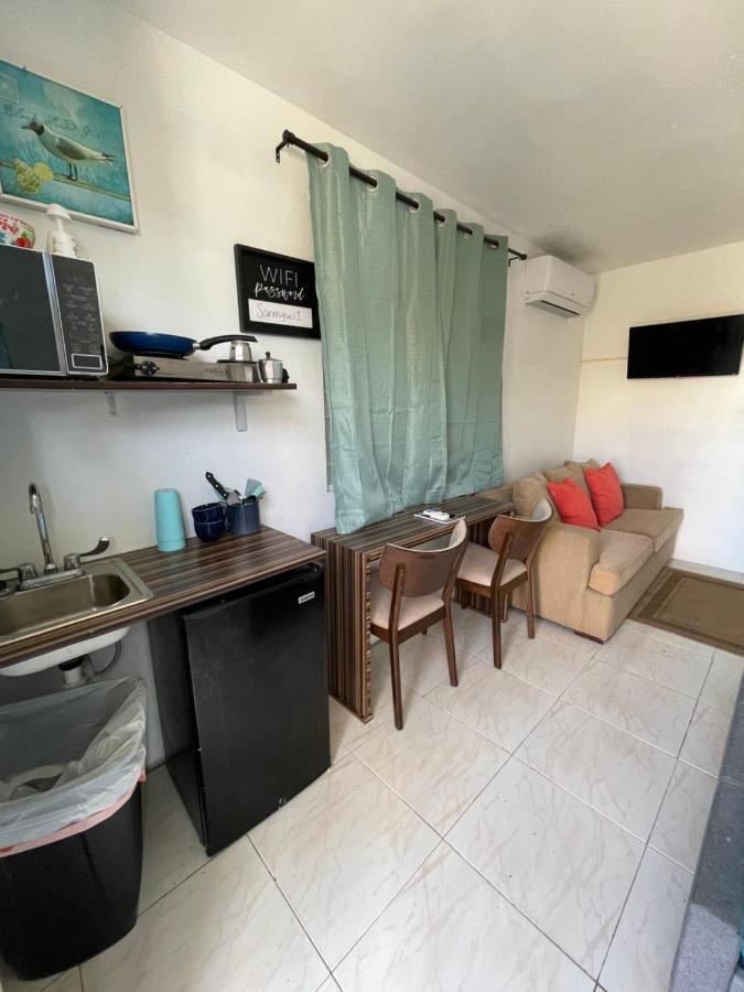 Las Olas Beach Apartments Arecibo Exterior foto